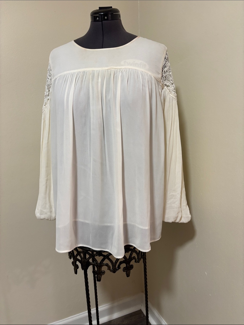 LOFT Women’s Cream Lace-Detail Peasant Blouse